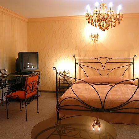Hotell Unikat 4*